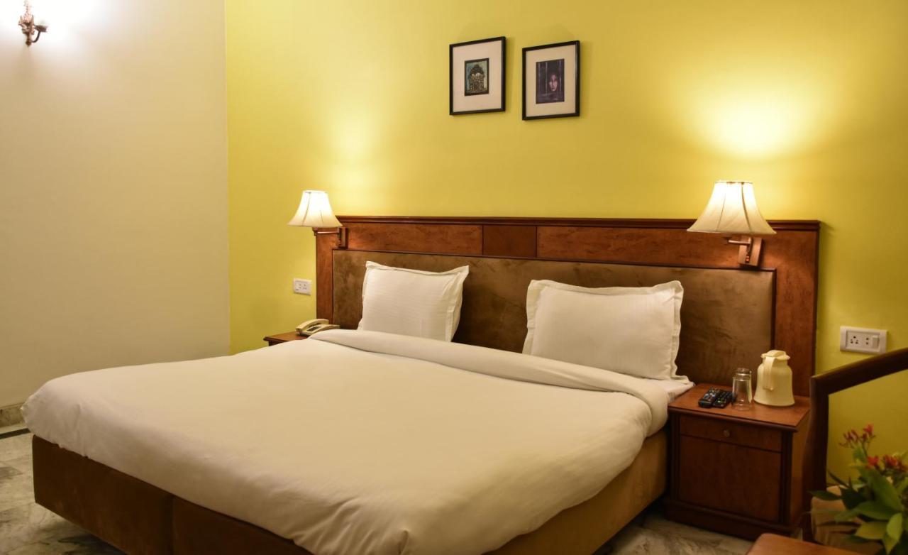 Greenwood Hotel 카주라호 외부 사진