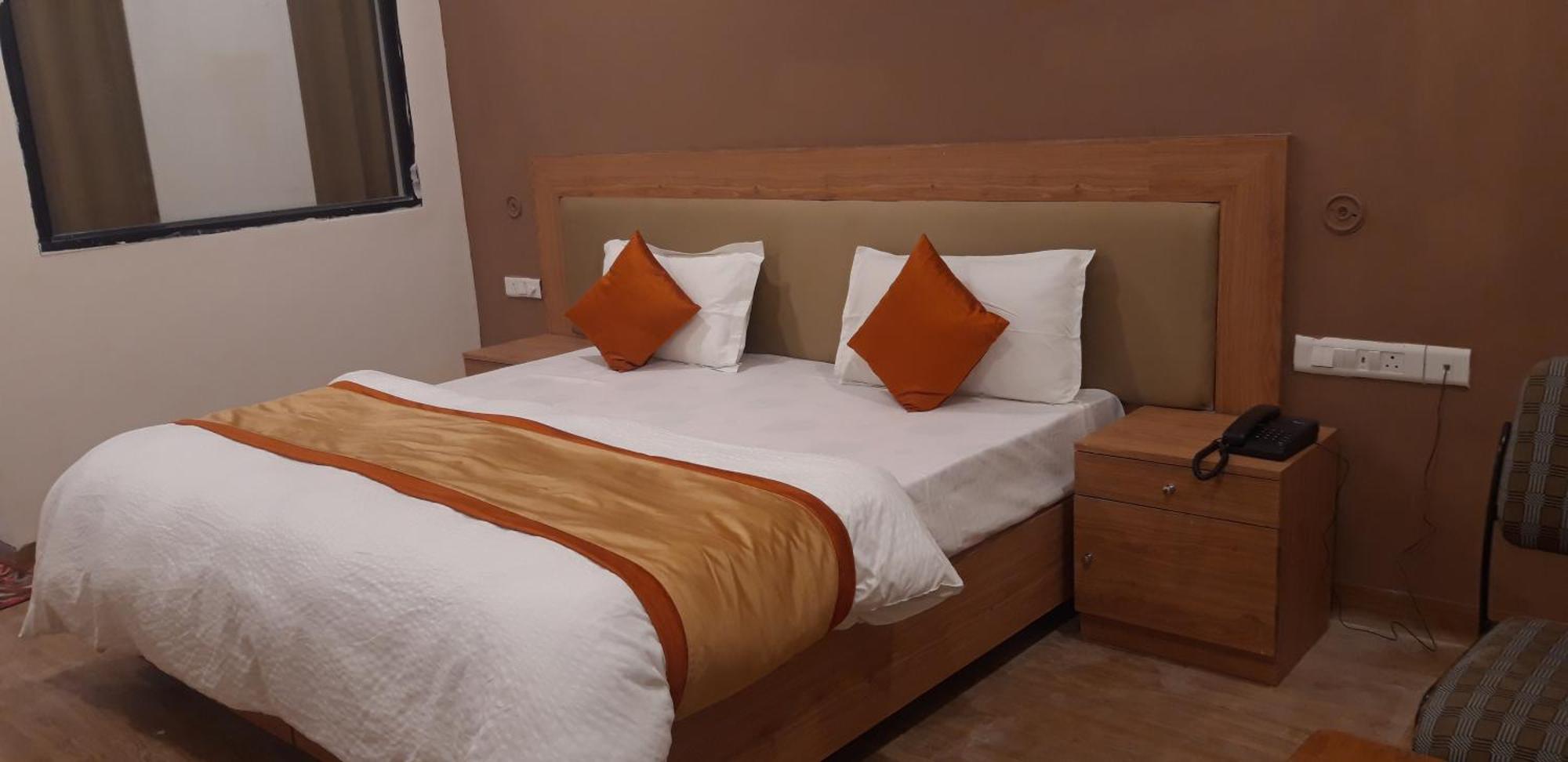 Greenwood Hotel 카주라호 외부 사진